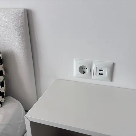 - Modern With Terrace Views Of Ocean & Sunset 阿德耶
